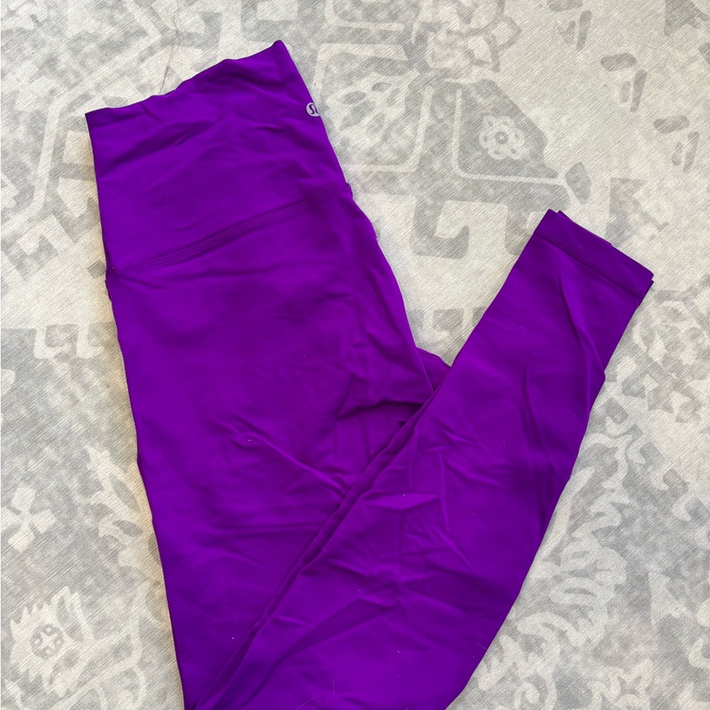 SOLD Lululemon Athletica Vibrant Purple Wunder Under Leggings